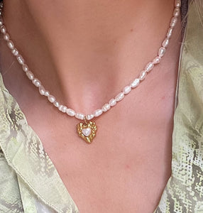 On Trend: Pearl jewellery